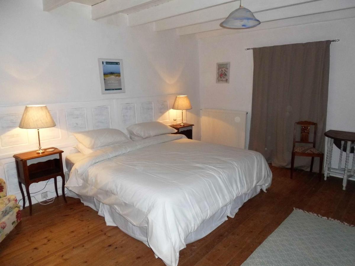 La Bicyclette Bleue Bed & Breakfast Montpinchon ภายนอก รูปภาพ