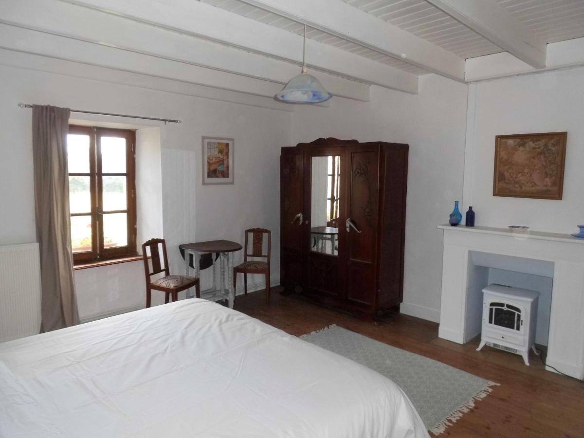 La Bicyclette Bleue Bed & Breakfast Montpinchon ภายนอก รูปภาพ