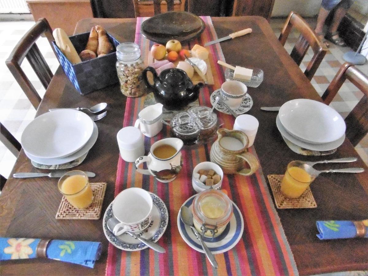 La Bicyclette Bleue Bed & Breakfast Montpinchon ภายนอก รูปภาพ