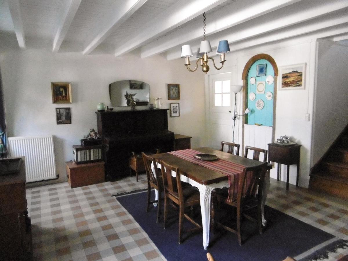 La Bicyclette Bleue Bed & Breakfast Montpinchon ภายนอก รูปภาพ