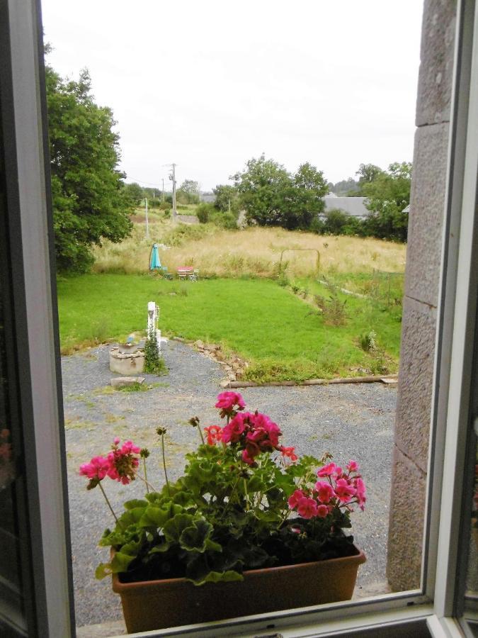 La Bicyclette Bleue Bed & Breakfast Montpinchon ภายนอก รูปภาพ