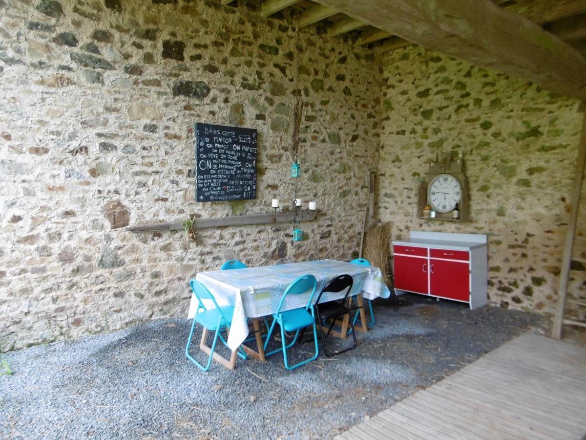 La Bicyclette Bleue Bed & Breakfast Montpinchon ภายนอก รูปภาพ